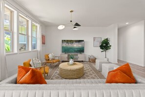 TV, table football, offices - ML – Aloha Hoʻonani 3BR Home | MT & Ocean Views! (Waianae)