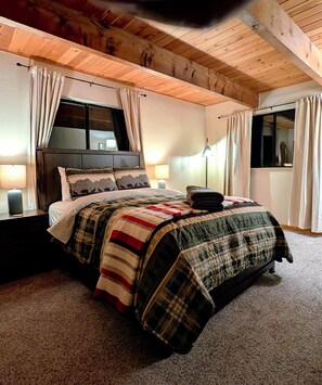 4 bedrooms, desk, iron/ironing board, WiFi