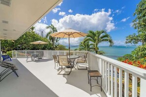 Outdoor dining - @ Marbella Lane - Luminous Seascape | Ocean View (Kaneohe)