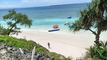 Deluxe-bungalow, rantanäköala | Näkymä rannalle/valtamerelle