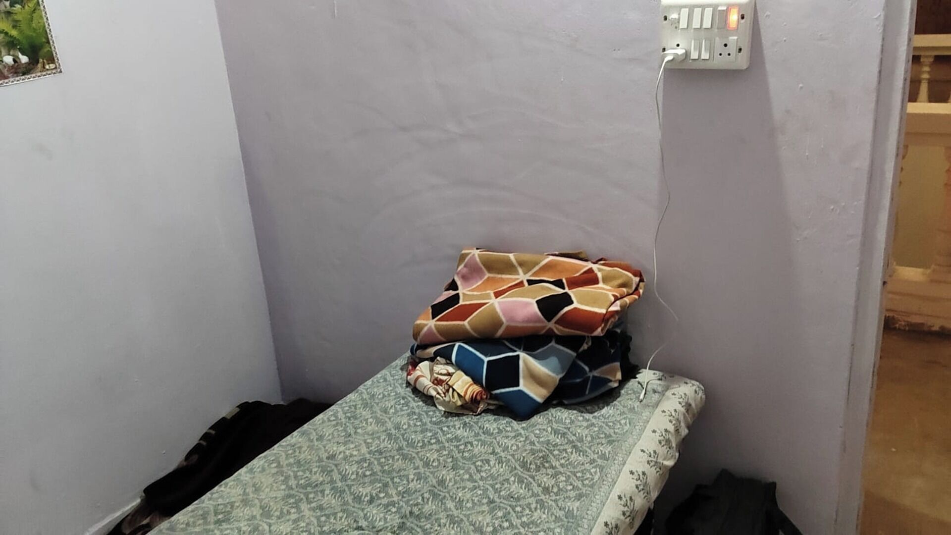 Single Room | Free WiFi, bed sheets