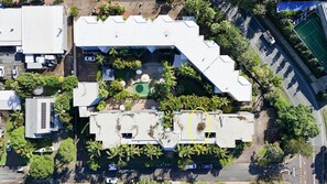 Exterior - Seaside Charm & Comfort - 1min to Beach (Sunshine Coast)