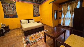 Kahden hengen huone, vuoristonäköala | Ilmainen Wi-Fi