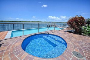 Pool - Banyandah Riverside Retreat (Sunshine Coast)