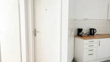 Basic-Apartment | Bügeleisen/Bügelbrett, kostenloses WLAN