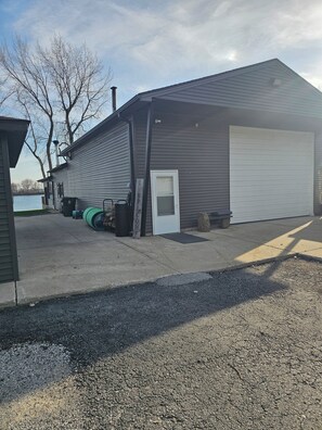Exterior - The brief escape with saltwater pool and working fireplaces. (Lynwood)