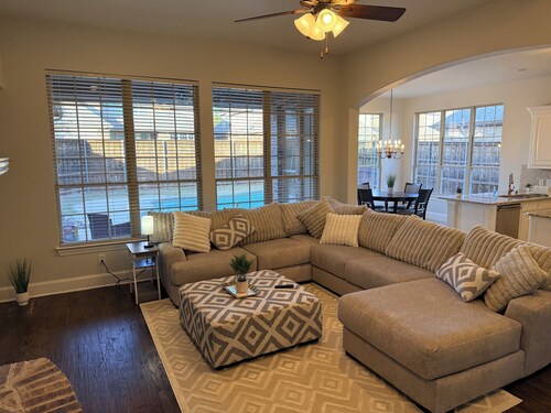 Spacious Family Getaway with Pool & Theater