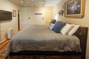 1 Schlafzimmer, Schreibtisch, Bügeleisen/Bügelbrett, Internetzugang