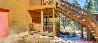 3 Mi to Angel Fire Resort! Quaint Apt on 2 Acres