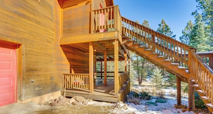 3 Mi to Angel Fire Resort! Quaint Apt on 2 Acres