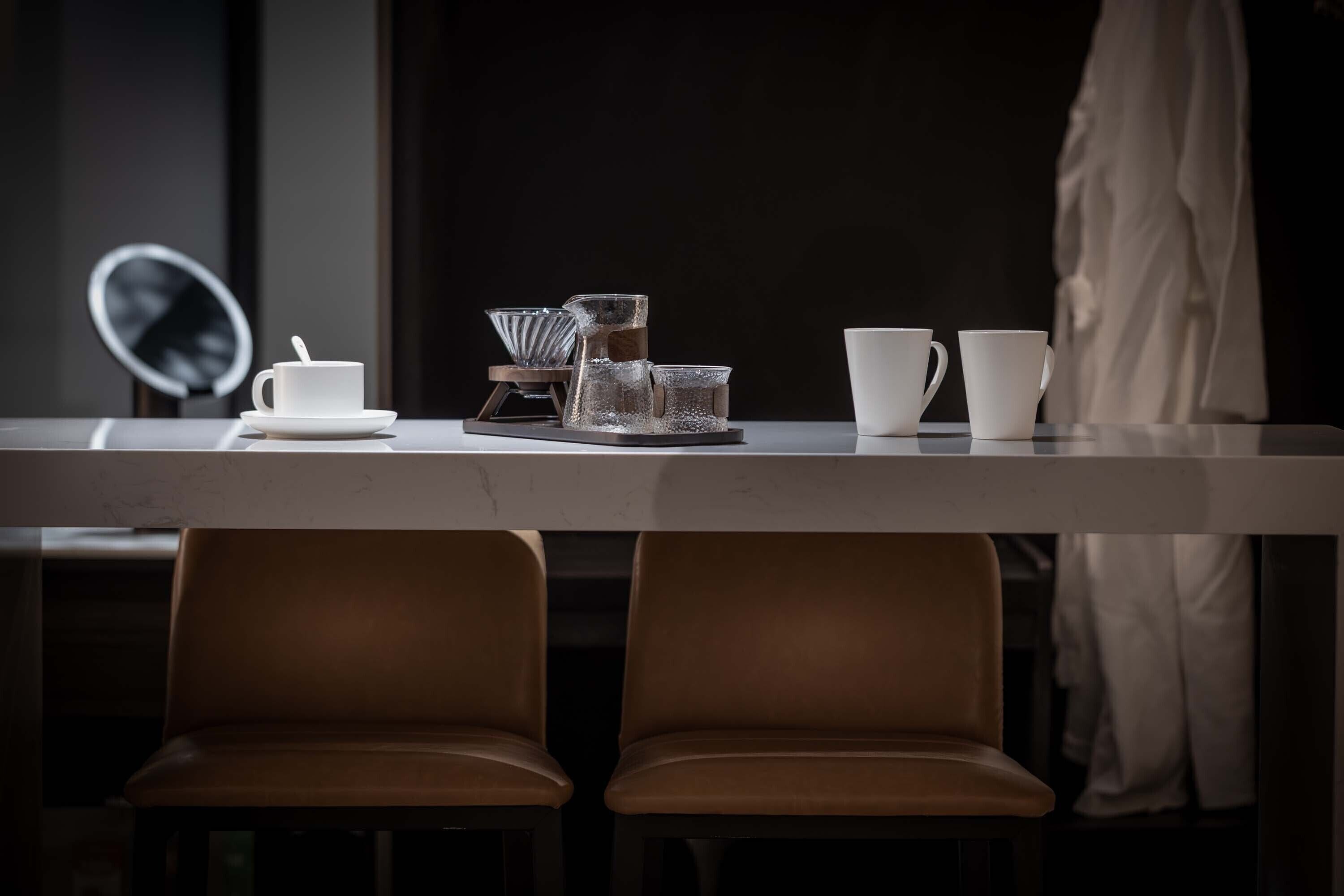 Luxury Double Room, Mountain View | Desk, laptop workspace, blackout drapes, iron/ironing board