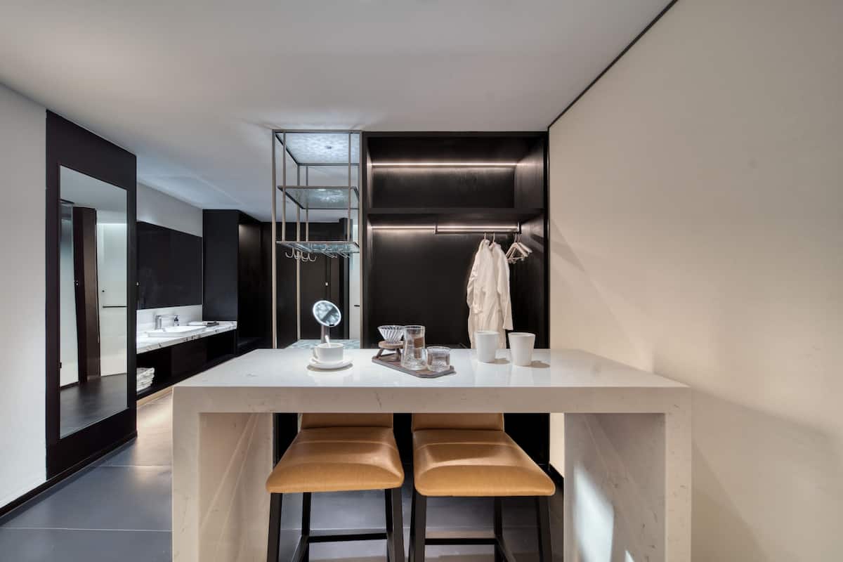 Senior Twin Room, Mountain View | Desk, laptop workspace, blackout drapes, iron/ironing board