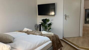 Basic-Zimmer | Bügeleisen/Bügelbrett, kostenloses WLAN