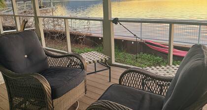Confortable Lakefront Home with Amazing Lake Views from Huge Back Deck