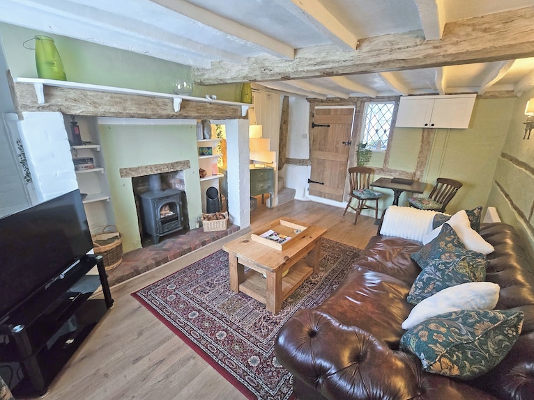 1 Bedroom Accommodation In Aston Cantlow, Near Stratford-upon-avon - Oxfordshire