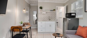 Chic Downtown Orlando Studio