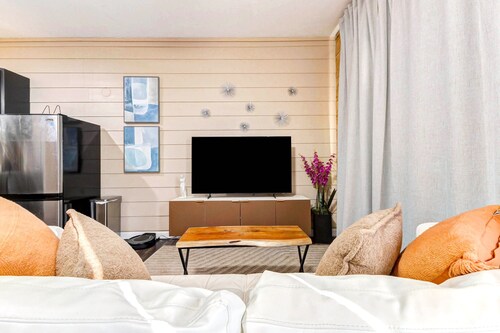 Houston Private Retreat, 17 min Downtown