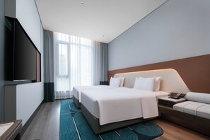 Classic-Doppelzimmer, Stadtblick | Schreibtisch, laptopgeeigneter Arbeitsplatz, kostenloses WLAN