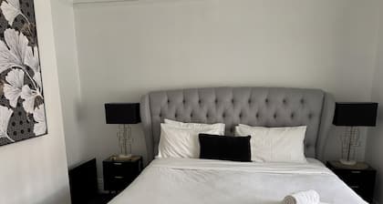 Heritage Cottage with Yard Near Shops, Parks and Beach