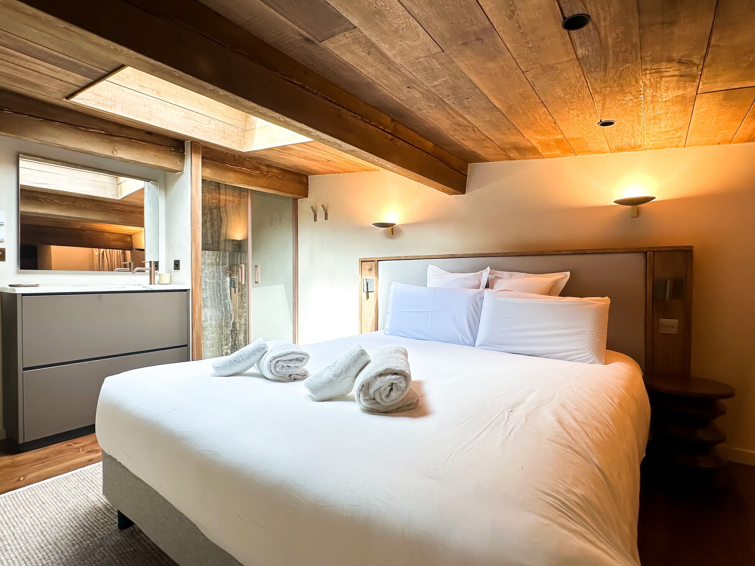 熨斗/熨衣板、免费 WiFi、床单