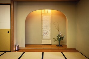 Japanese-style Room | Blackout drapes, free WiFi - CHIGUSAHOTEL (Kitakyushu)