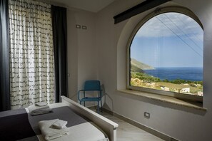 1 bedroom, Internet - APT Marta in Villa Rosaria Vista Mare Zingaro (Trapani)