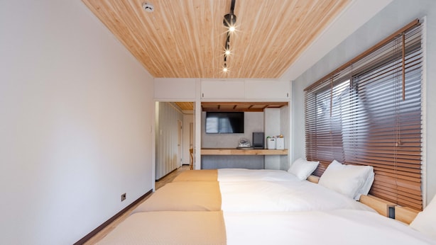 Unclassified image, 1 of 80, button - HouseHotel Gotanda (Tokyo)