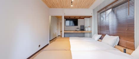 Basic Apartment, Non Smoking, Balcony (#3)