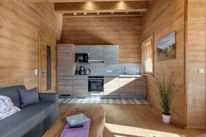 Deluxe Apartment, Balcony, Mountain View | Private kitchen | Electric kettle, toaster - Schickster Mountain Lodge (Leutasch)