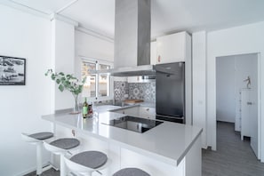 Apartment | Private kitchen - Apartment in Nerja With Sea Views & Pool (Nerja)