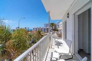 Balcony - Apartment in Nerja With Sea Views & Pool (Nerja)