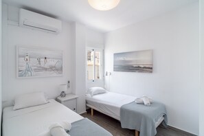 Apartment | 2 bedrooms, iron/ironing board - Apartment in Nerja With Sea Views & Pool (Nerja)