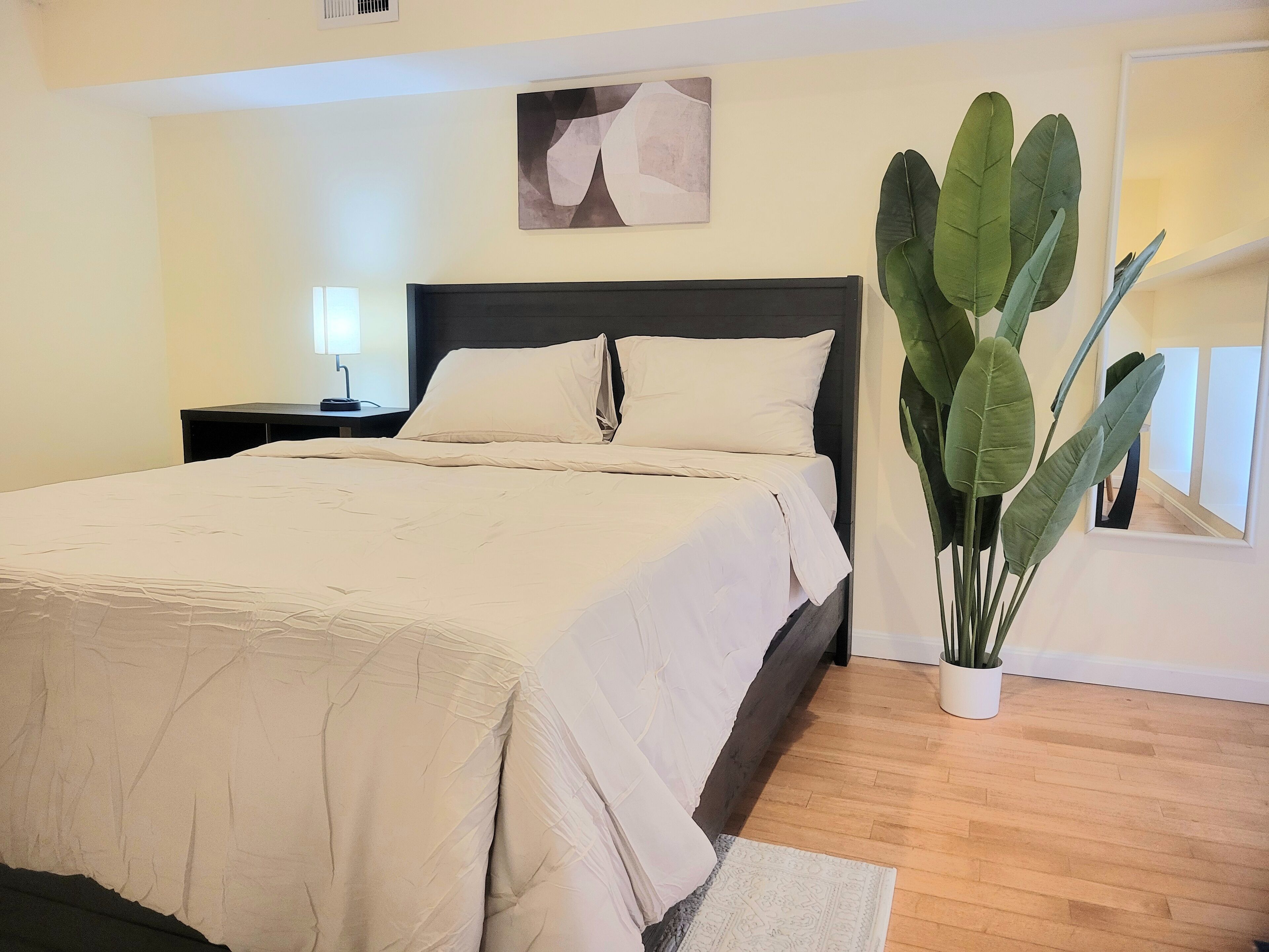 Strykejern/-brett, wi-fi og sengetøy