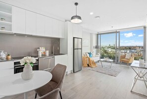 Interior - 2-bedroom apartment in perfect CBD With Sky tower View in Balcony (Auckland)