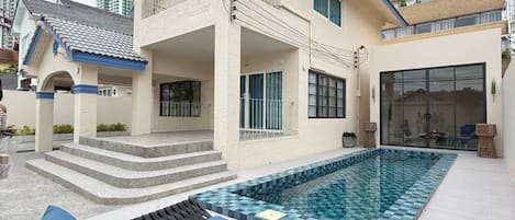 Villa, 3 chambres, fumeur, piscine privée | Piscine | Piscine extérieure