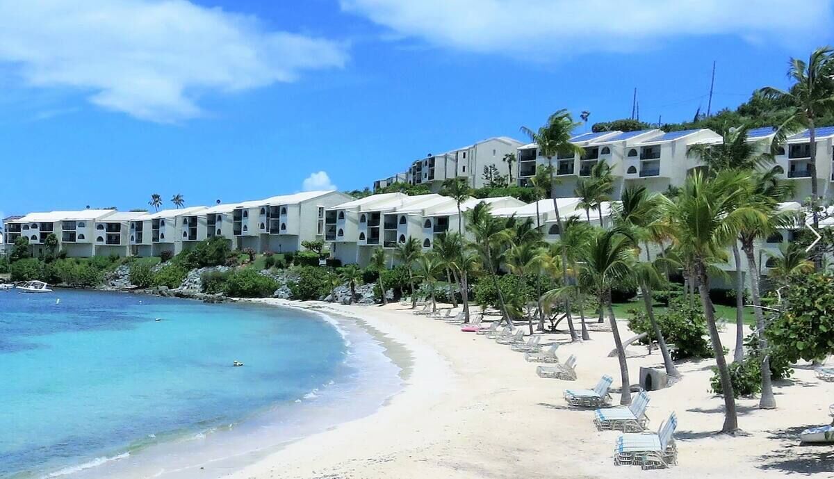 Cowpet Bay Beach with complimentary loungers for guests