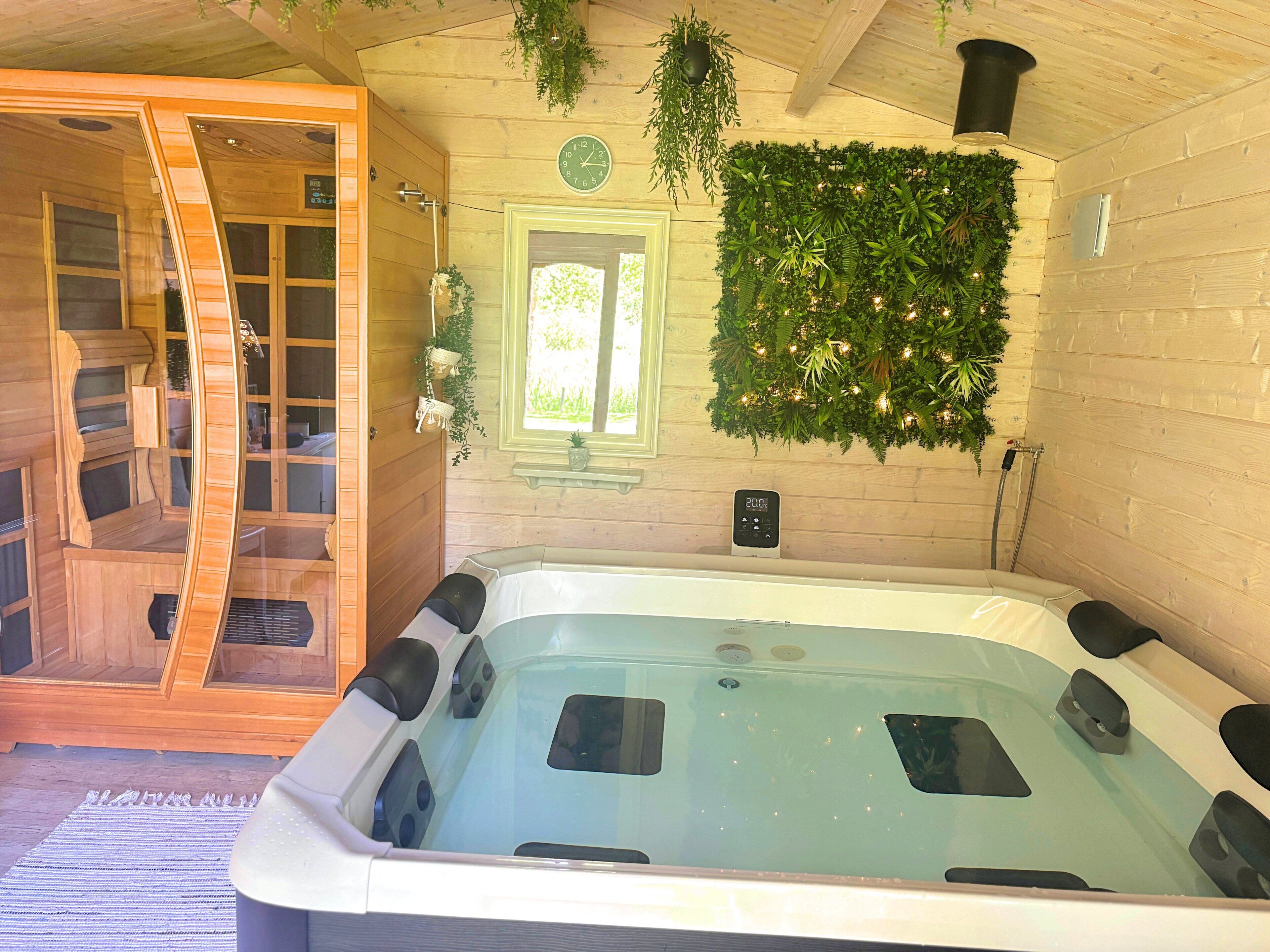 Indoor spa tub