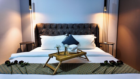 Bügeleisen/Bügelbrett, Internetzugang, Bettwäsche