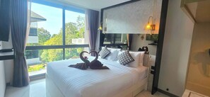 Silitysrauta/-lauta, internet, vuodevaatteet, pääsy pyörätuolilla