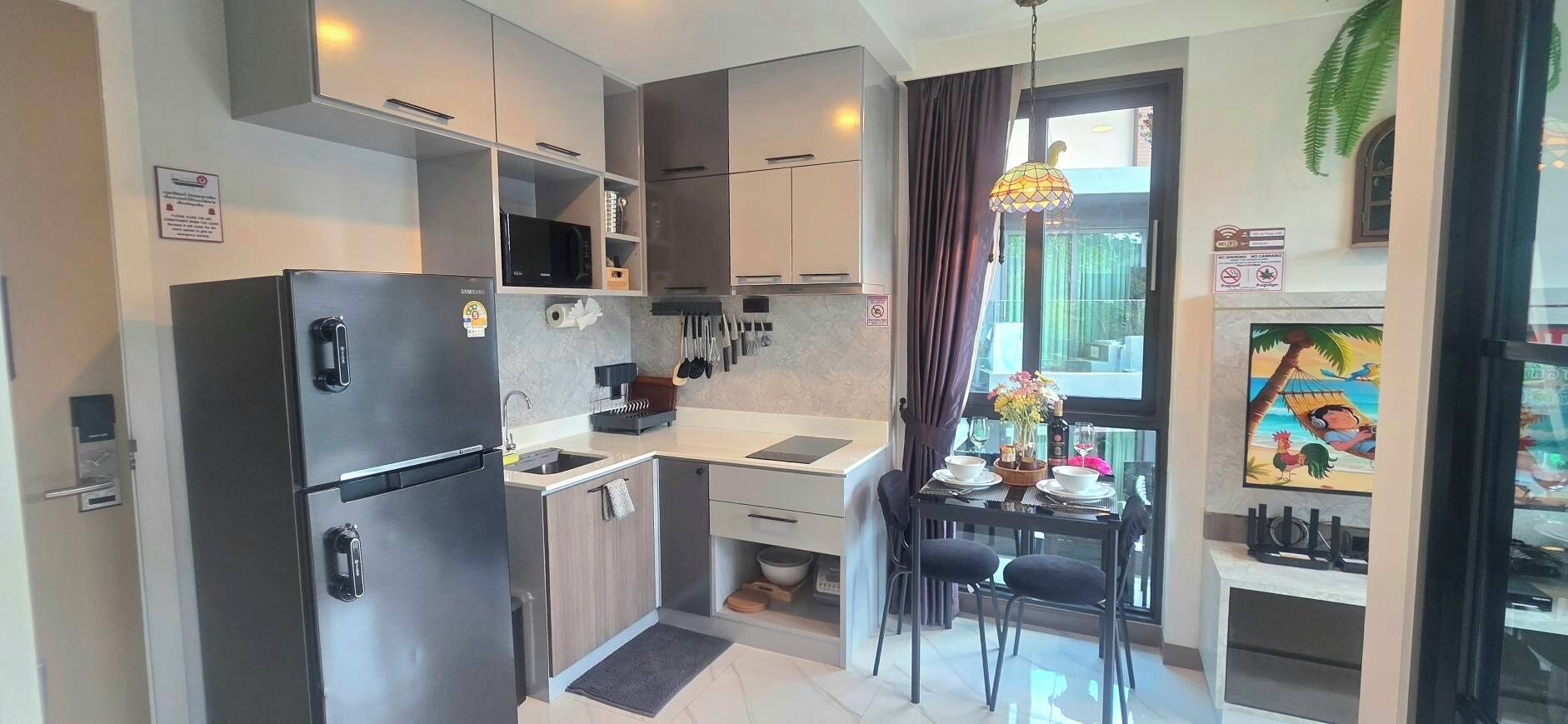 Fridge, microwave, stovetop, toaster