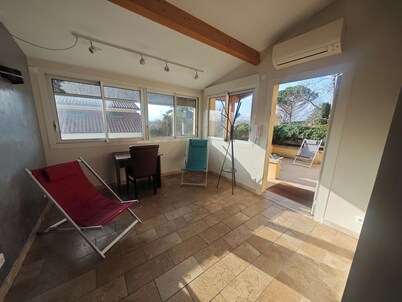 120 m2 apartment, sleeps 8, fully equipped, perfect for short or long stays