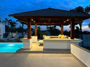 Pool - Sunset View Pool Villa 116/4BR/10 Persons/BBQ (Moo 10, Nongprue, Banglamung, Pattaya City)