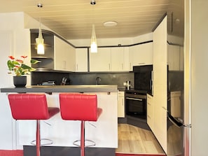 Private kitchen - Panorama luxury suite in the Black Forest - fireplace, terrace & far-reaching views | SerenityStay (Baiersbronn)