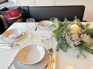 Dining - Panorama luxury suite in the Black Forest - fireplace, terrace & far-reaching views | SerenityStay (Baiersbronn)