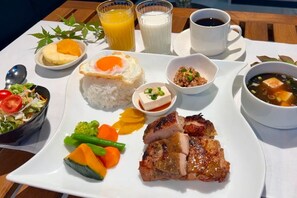 In-room dining - Fuji Elegance Hotel (Yamanakako)