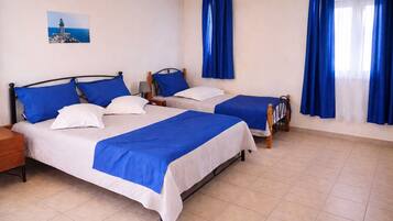 Blackout curtains, soundproofing, iron/ironing board, free WiFi