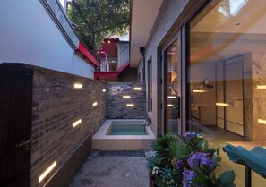 Junior Suite, Courtyard View | Courtyard view - Hutong Mòlì Hotel (Beijing)
