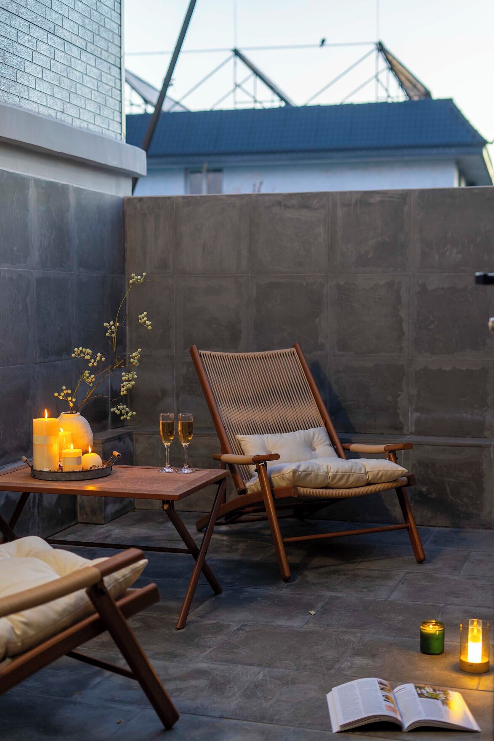 Romantic Double Room, Courtyard View | Desk, laptop workspace, free WiFi, bed sheets