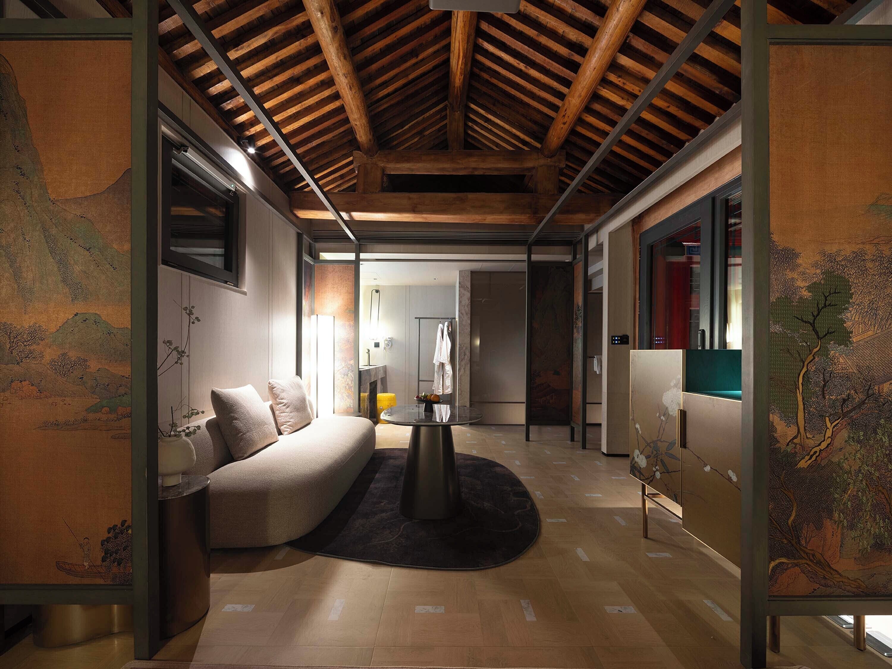 Desk, laptop workspace, free WiFi, bed sheets