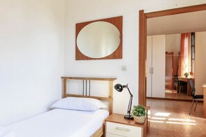 Iron/ironing board - Faenza Huge Apartment (Firenze)